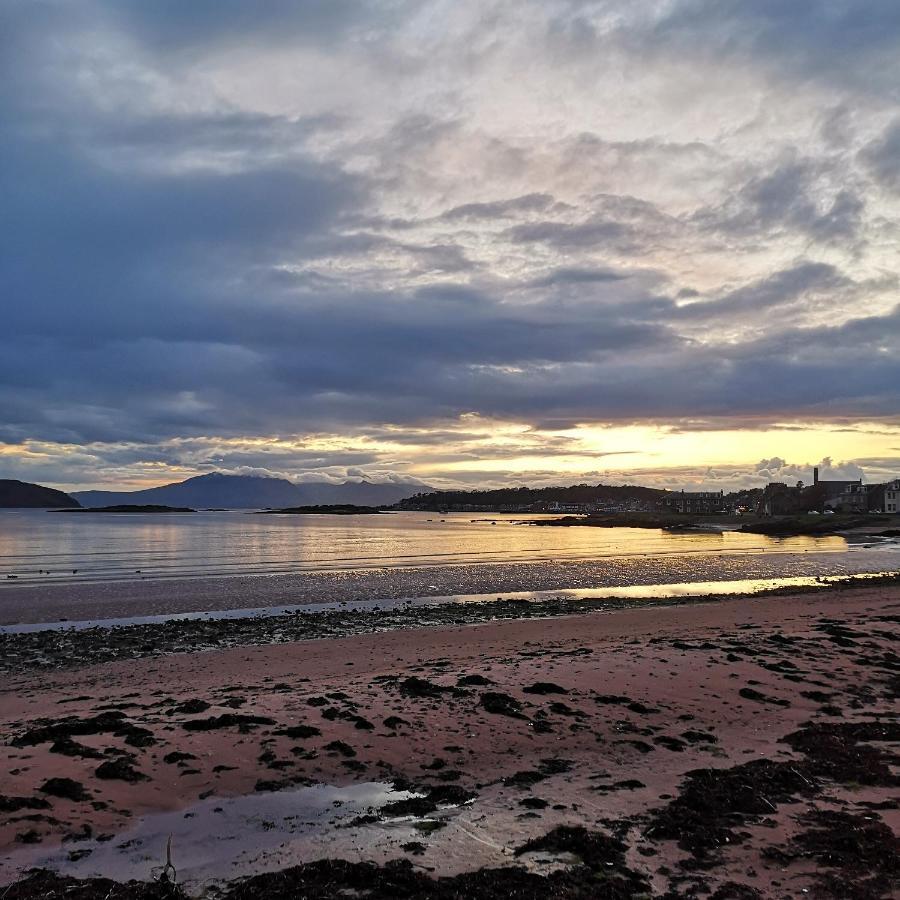 Apartament Beside The Bay Millport Zewnętrze zdjęcie